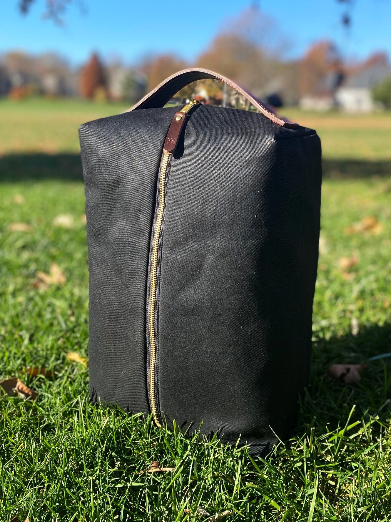 The Nelson Hill Leather Shoe Bag