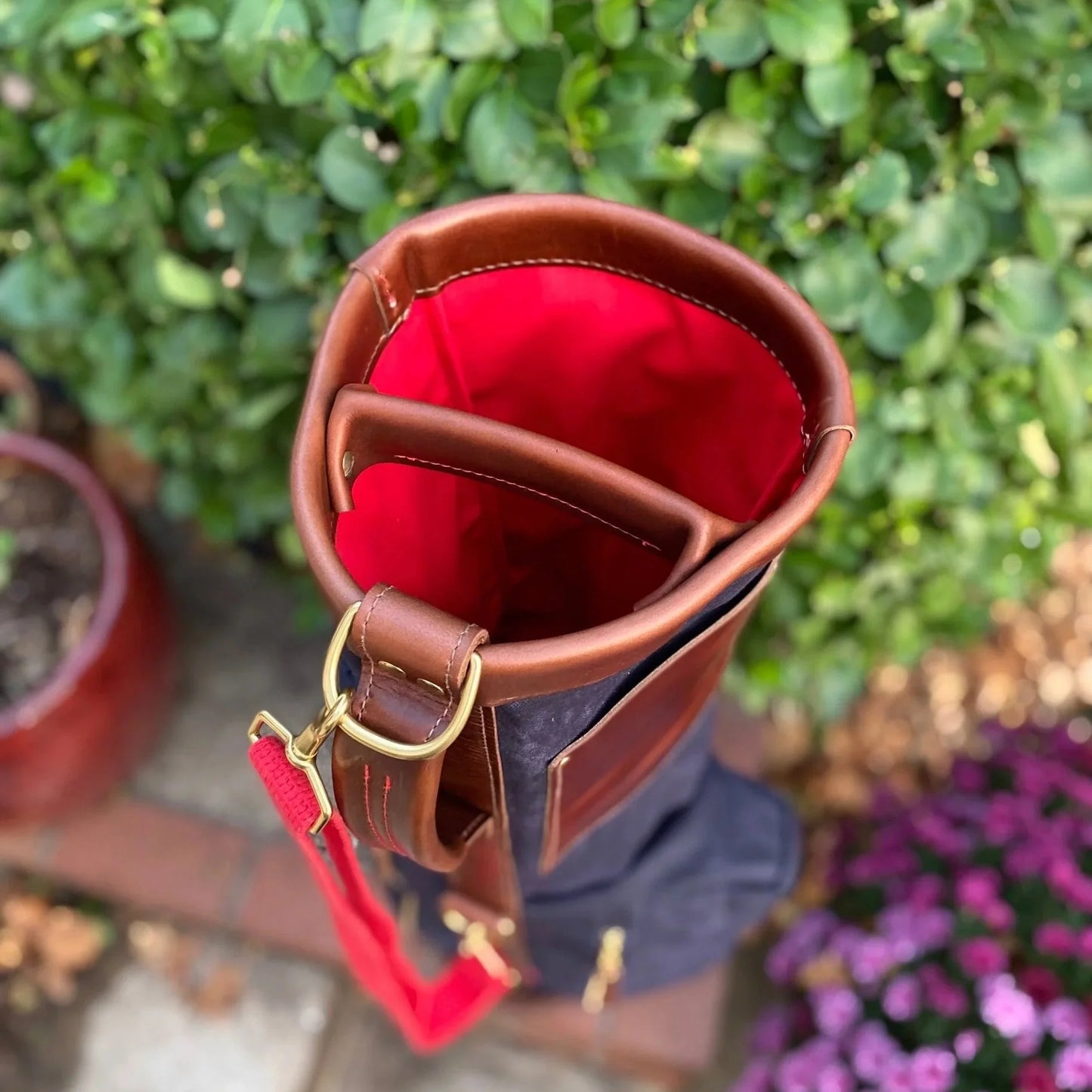 The Original Nelson Hill Leather Golf Bag
