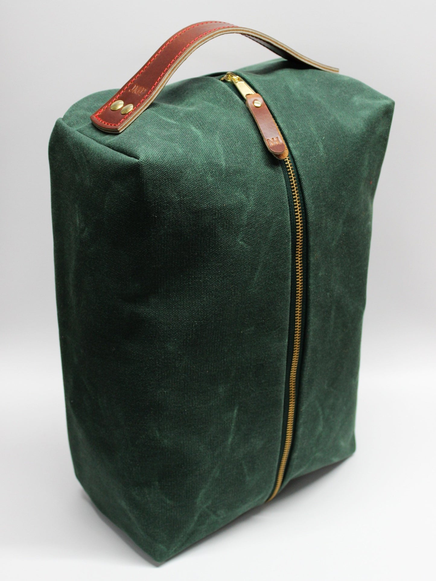 The Nelson Hill Leather Shoe Bag