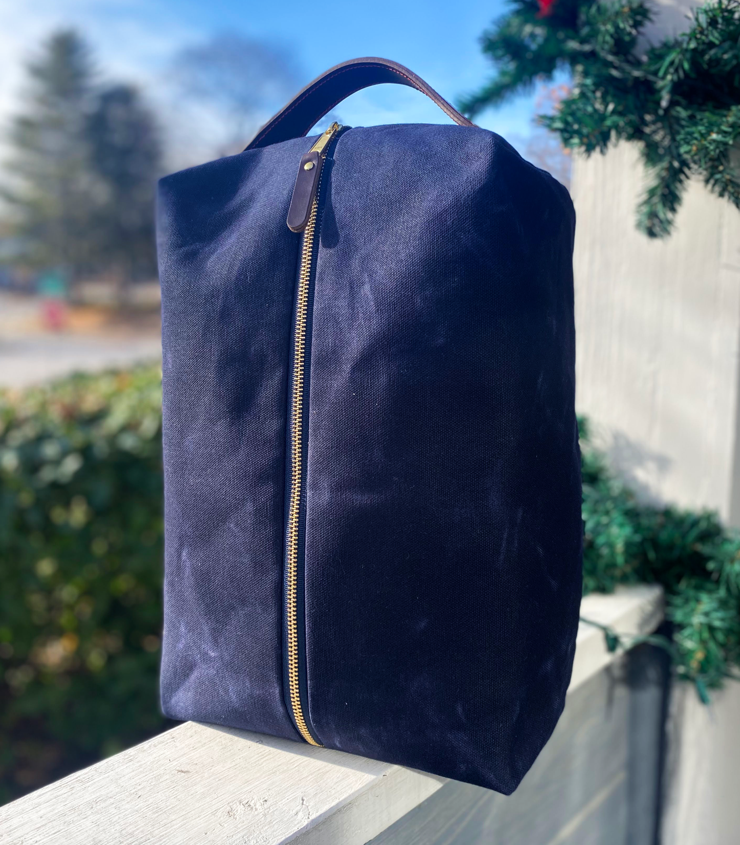 The Nelson Hill Leather Shoe Bag