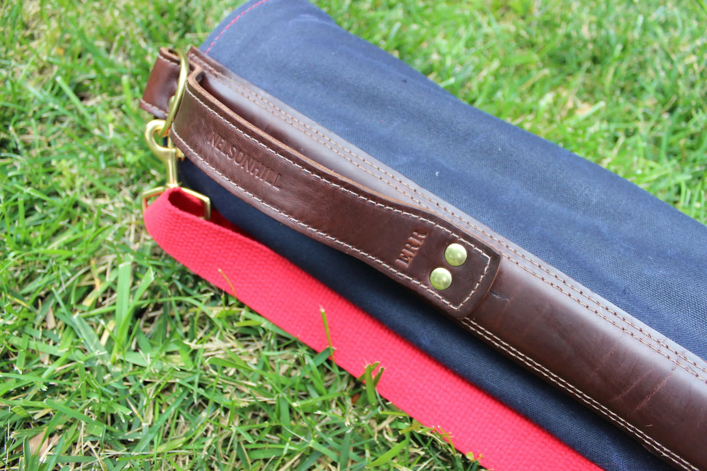 The Featherweight Nelson Hill Leather Golf Bag
